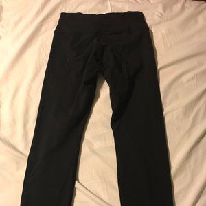 Warmer Lululemon Black Yoga Pants